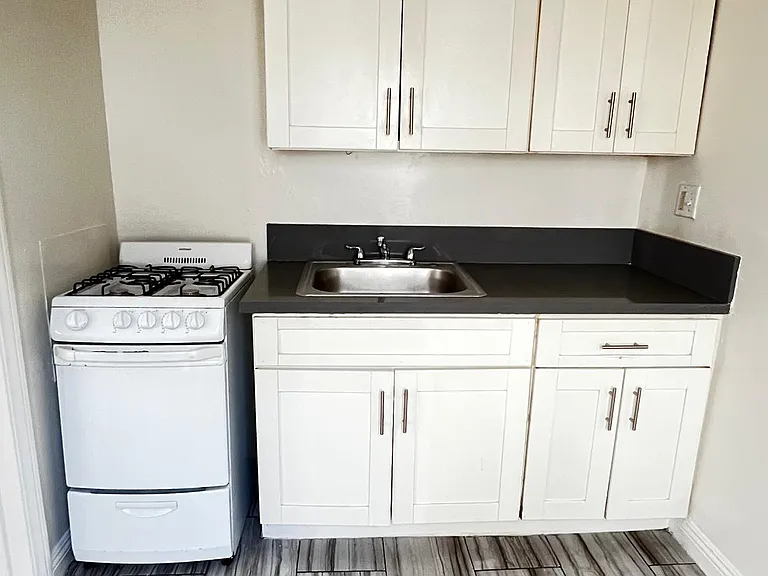 615 S Normandie Ave #47 — Photo 5