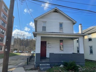 124 Railroad Ave, Apollo, PA, 15613