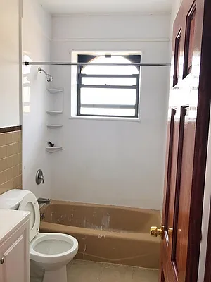 Rented by null | media 6