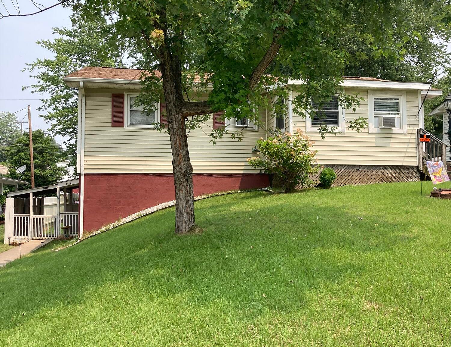 213 E 35th St, Buena Vista, VA 24416 MLS 137881 Zillow