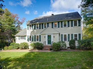 32 Saddlebrook Rd, Sherborn, MA 01770