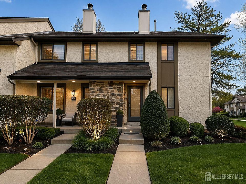 1st image of 101 Hampshire Dr