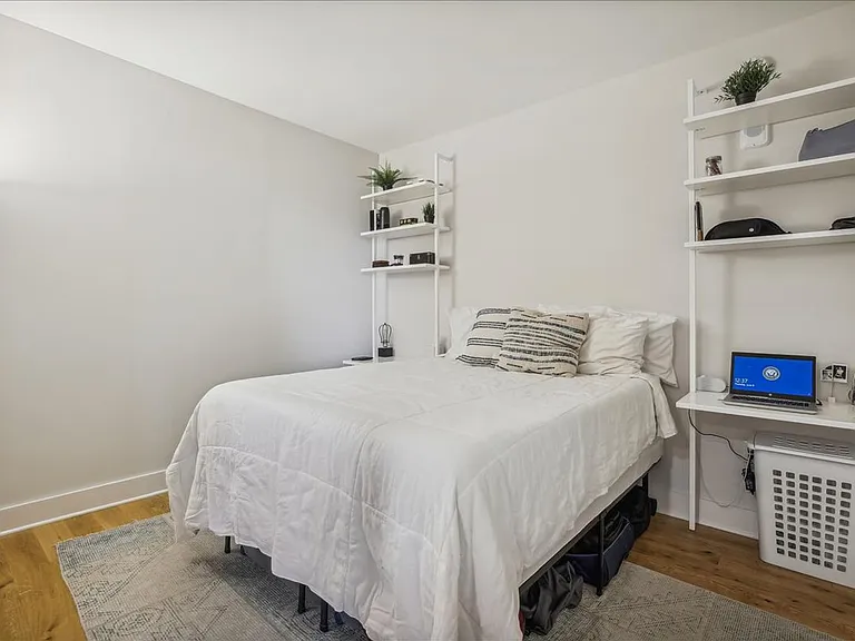 1211 Van St SE #602 — Photo 16