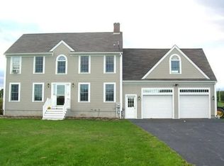 18 Green Meadow Dr, Dayton, ME 04005