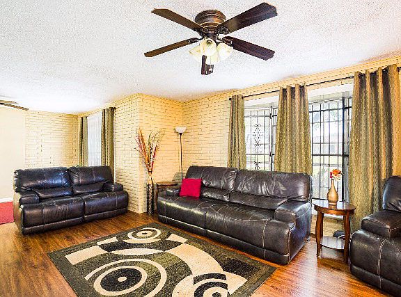5th image of 4670 Corley St