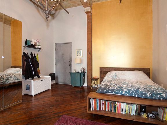 4th image of 1100-06 Shackamaxon St #2C