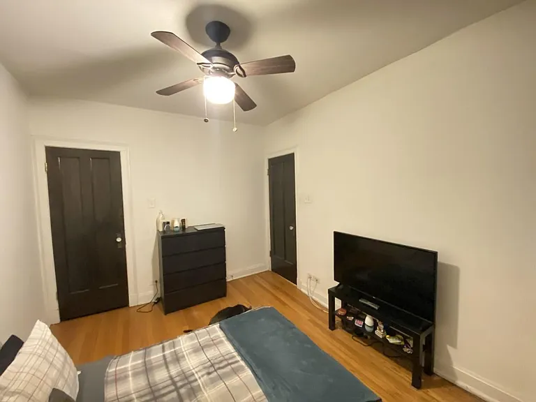 3744.5 N Pine Grove Ave #2N — Photo 15