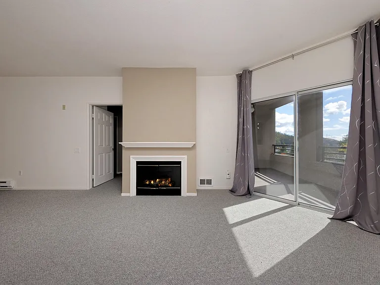 220 Caldecott Ln #201 — Photo 12
