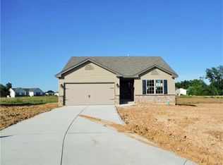 223 Essex Ct, Wright City, MO 63390