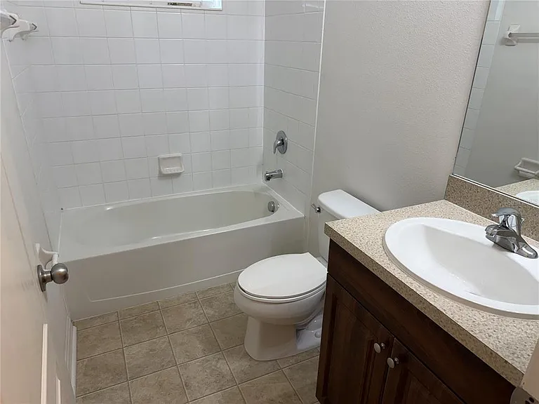 11858 Forest Park Cir — Photo 18