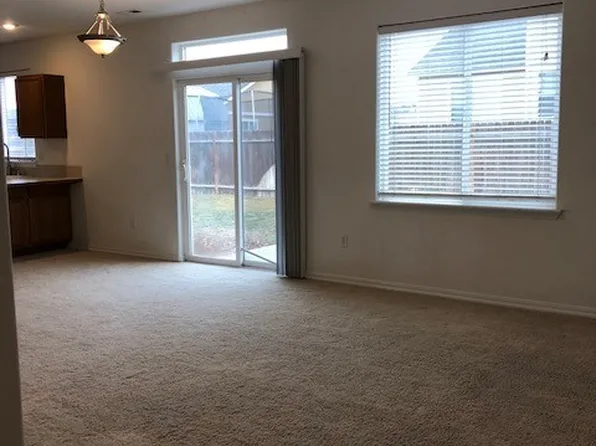 506 N Mississippi Dr, Moses Lake, WA 98837