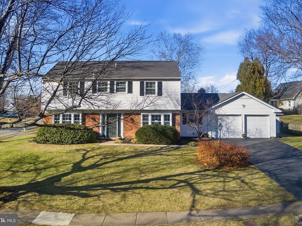 1st image of 12824 Melville Ln