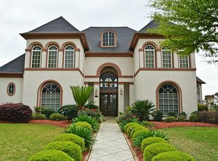 2726 Lakecrest Dr, Pearland, TX 77584
