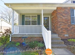 206 Oak Grove Dr, Nashville, TN 37217