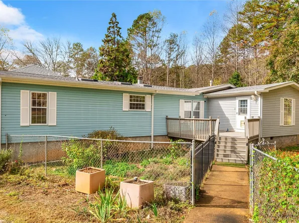 158 Courtney Dr, Walhalla, SC 29691