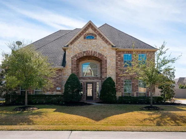 2411 Lakeway Dr, Friendswood, TX 77546