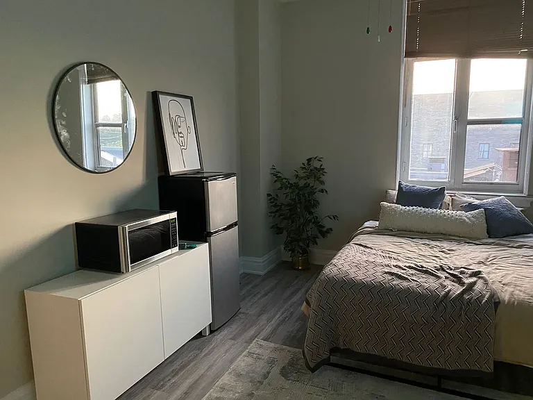 38 Ainslie St N #37 — Photo 13
