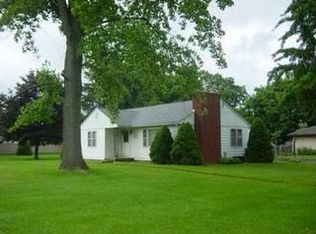 210 Dry Creek Rd, Newark, OH 43055