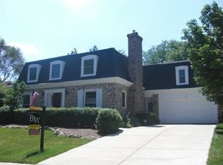 1127 Avalon Ln, Libertyville, IL