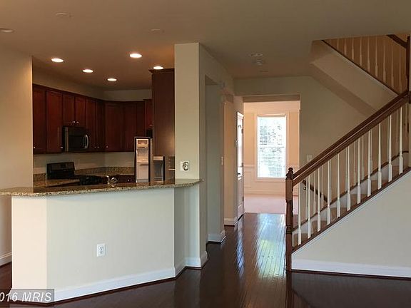 3rd image of 16106 Pitner St