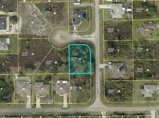 512 Raintree Ct, Lehigh Acres, FL 33974