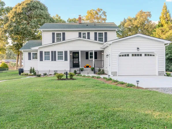 8407 Oyster Cove Rd, Hayes, VA 23072
