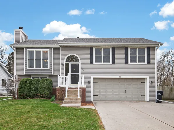 260 Windfield Pkwy, Waukee, IA 50263