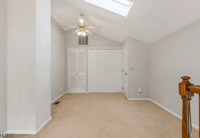 1 Danbury Ct — Photo 11