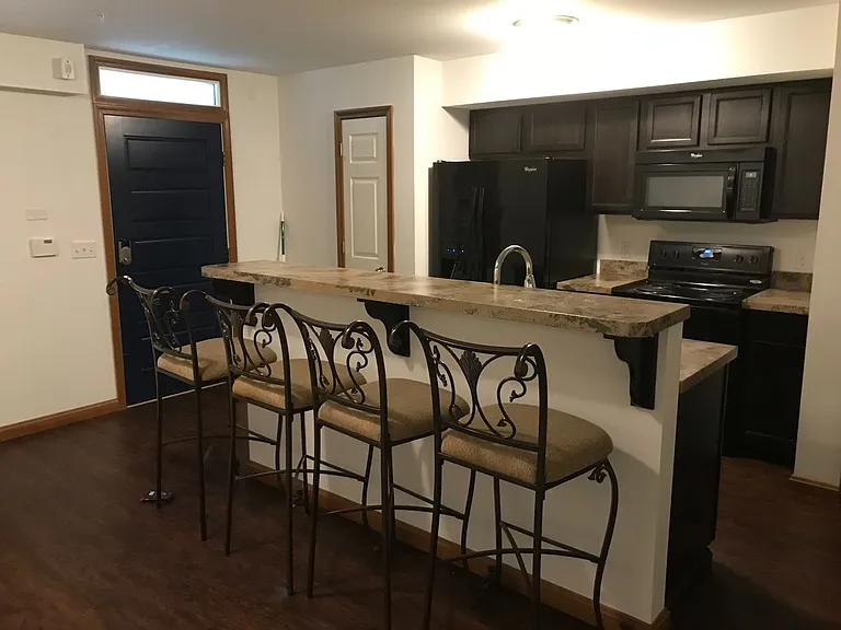 112 College Avenue — Photo 26