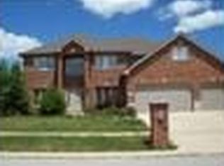 3812 Castle Connor Dr, Richton Park, IL 60471
