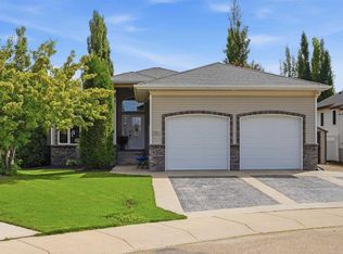 35 W Aldrich Close, Red Deer, AB T4R3R5