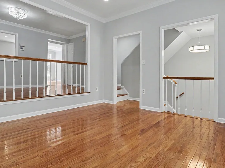 1106 Arcola Ave — Photo 10