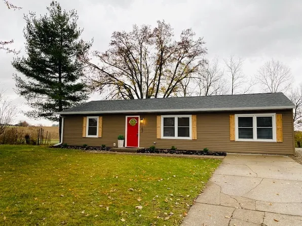 163 Schaefer Dr, Hope, IN 47246
