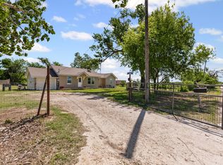 105 S Lavaca St, Whitney, TX 76692