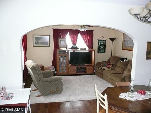 3rd image of 518 5th St W