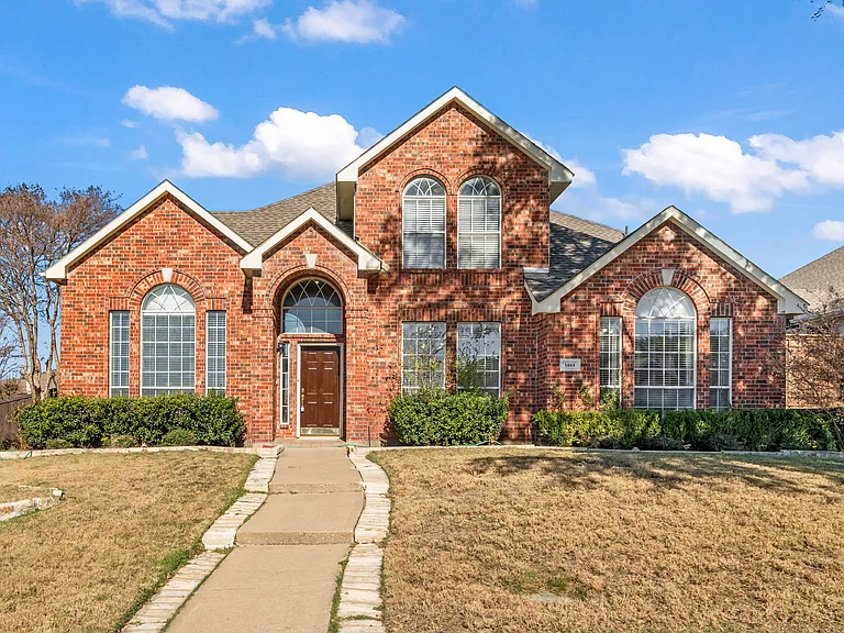 1464 Summerhill Dr — Photo 32