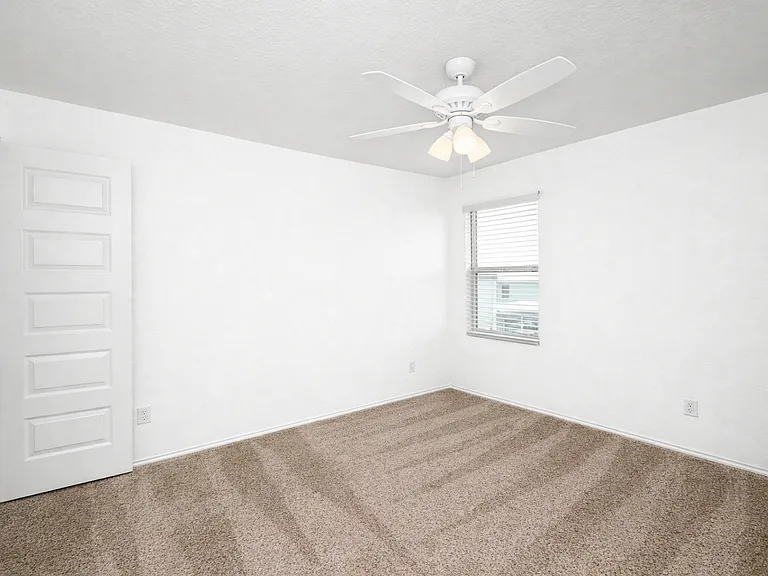 5602 Daniel Way — Photo 17