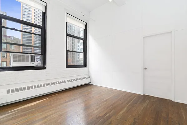 Rented by REAL New York | media 3