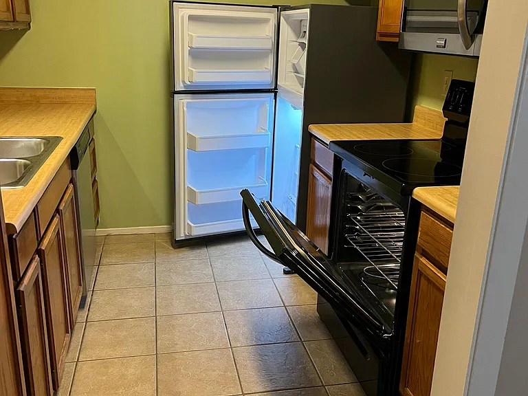 400 W South Town Dr #107 — Photo 27