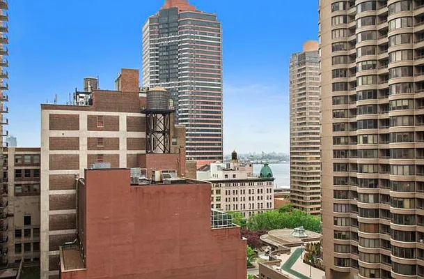 Rented by Keller Williams NYC | media 33