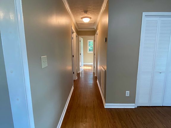 4th image of 506 Myrtle St