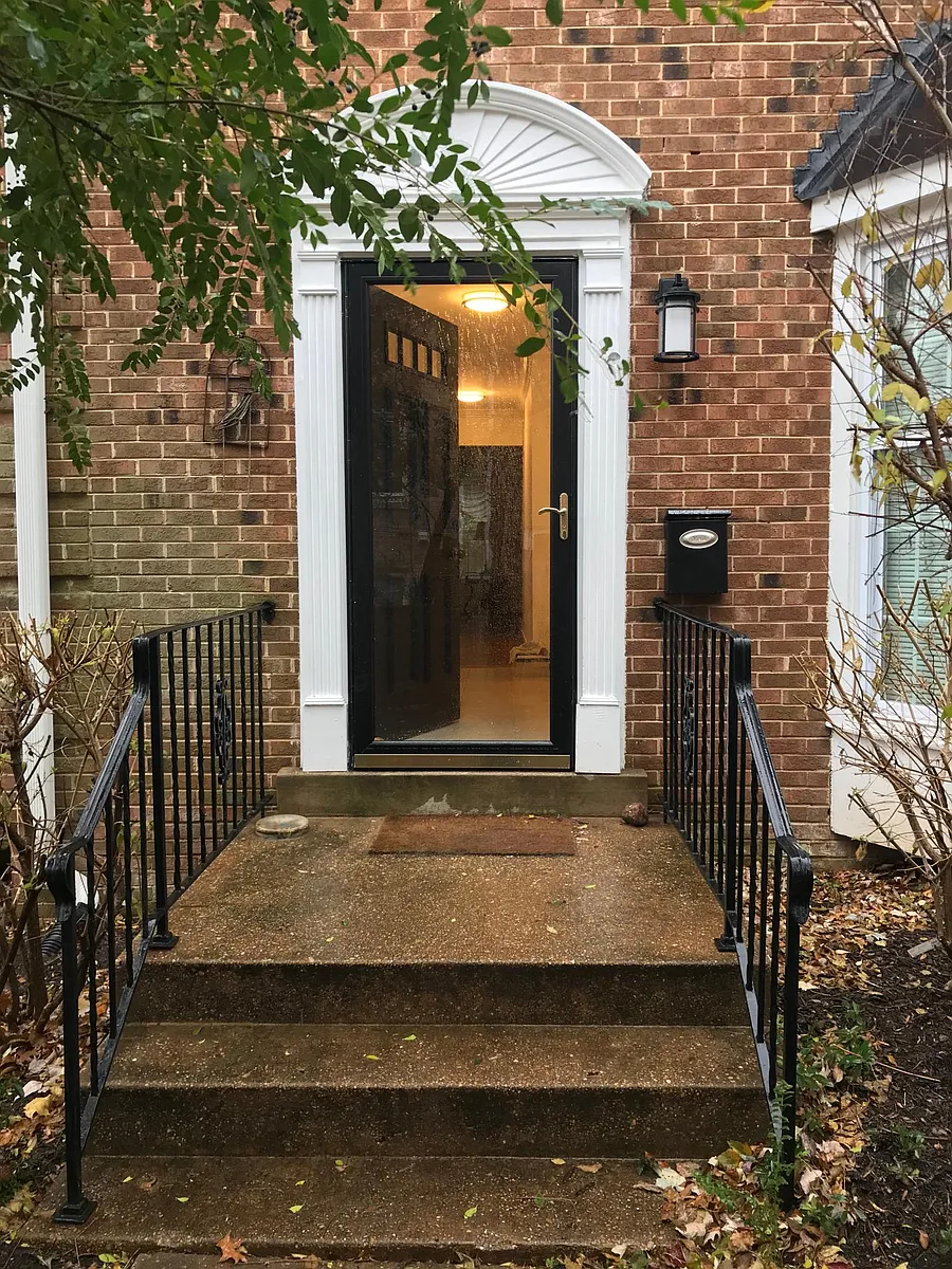 Photo 2 of 43 - 6623 McLean Ct - Mc Lean, VA House entrance - main door - 6623 McLean Ct