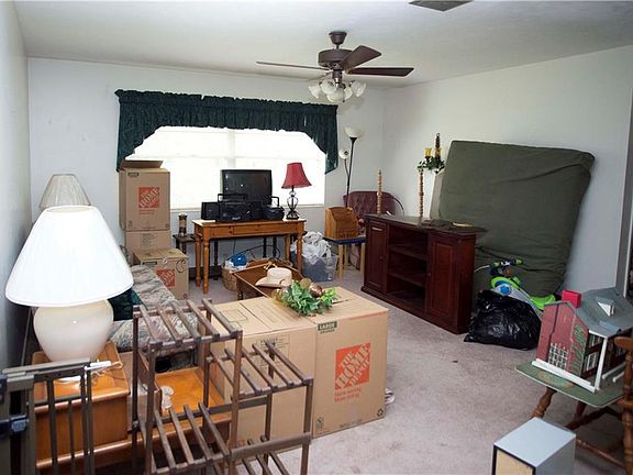 5th image of 101 Continental Blvd