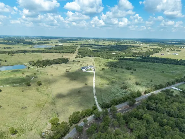 781 Alsdorf Rd, Ennis, TX 75119