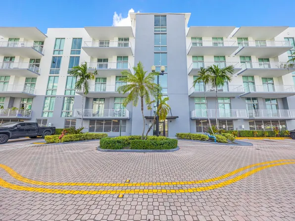 2100 VAN BUREN Street #206, Hollywood, FL 33020