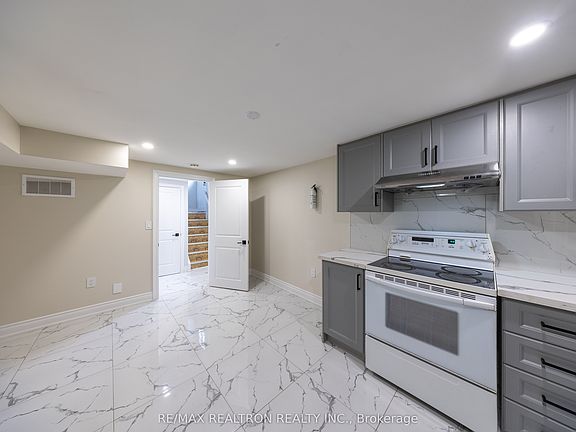 3rd image of 153 Centennial Rd Basement 1