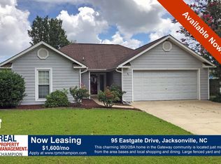 95 Eastgate Dr, Jacksonville, NC 28540