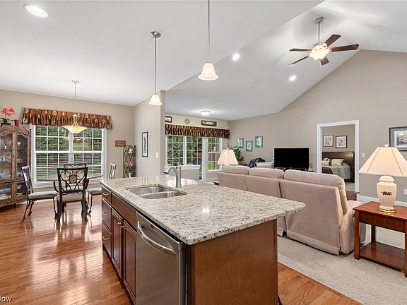 5th image of 8491 Alexis Dr