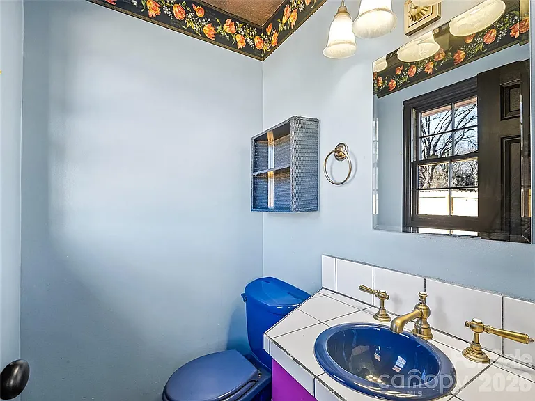34 Southwicke Dr — Photo 3