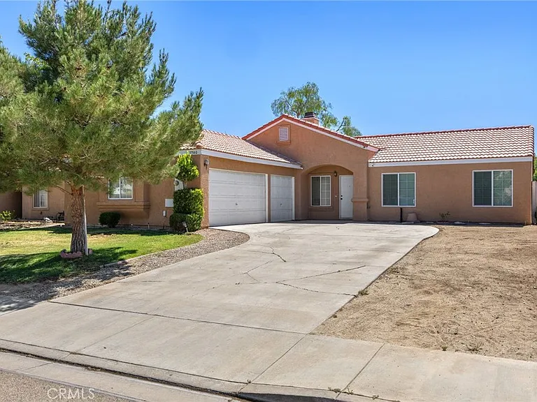 37540 Calle Mazatlan — Photo 1